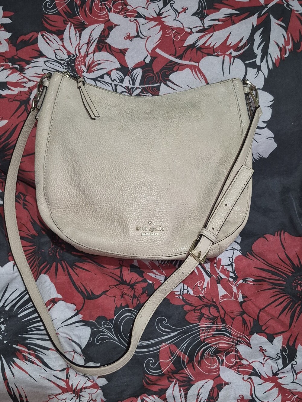 Kate Spade Cream Leather Hobo Crossbody Bag